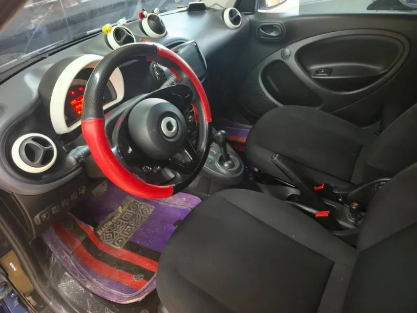 2016 Smart smart forfour 1.0L 71HP L3 6DCT,autocango,china used car exporter,china ev exporter,chinese used car exporter,chinese used ev exporter