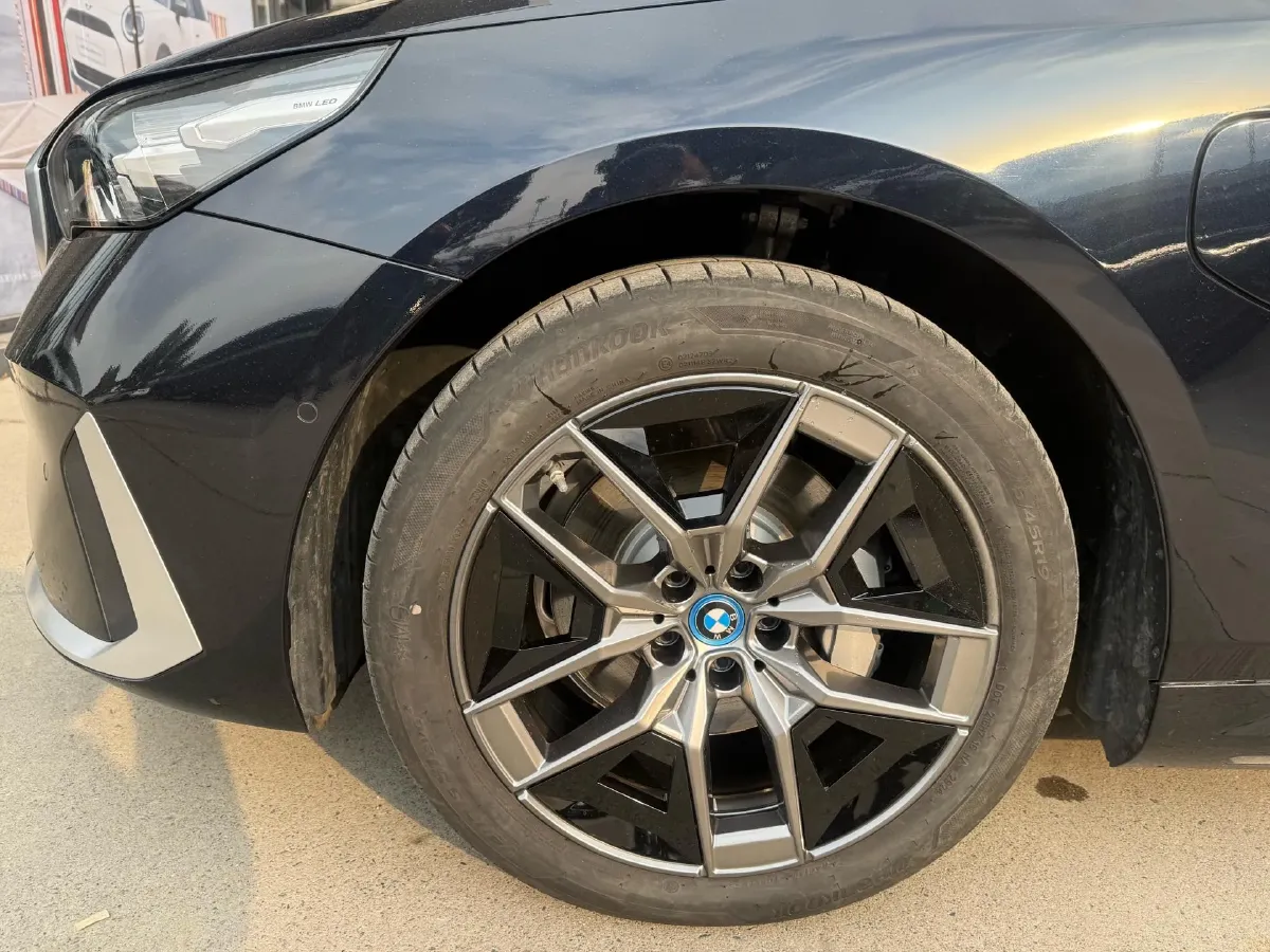 2024 BMW i5 BEV 79.05KWH,autocango,china used car exporter,china ev exporter,chinese used car exporter,chinese used ev exporter