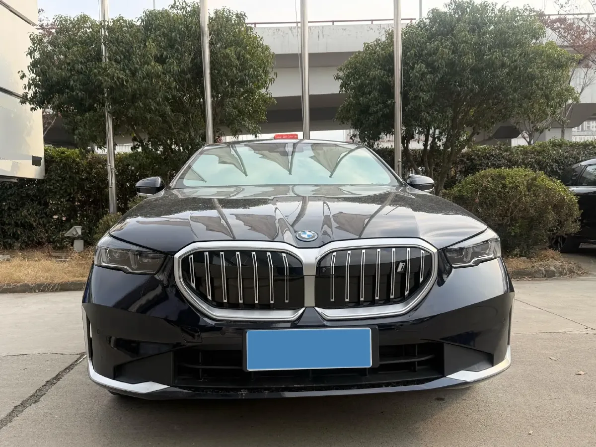 2024 BMW i5 BEV 79.05KWH,autocango,china used car exporter,china ev exporter,chinese used car exporter,chinese used ev exporter