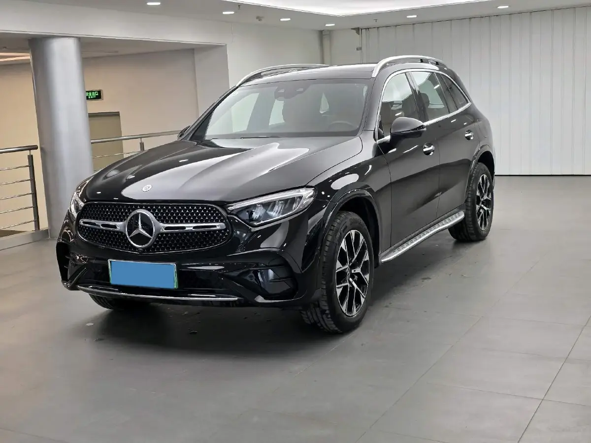 2025 Mercedes-Benz GLC Class 2.0T 204HP L4 9AT PHEV 30.9KWH