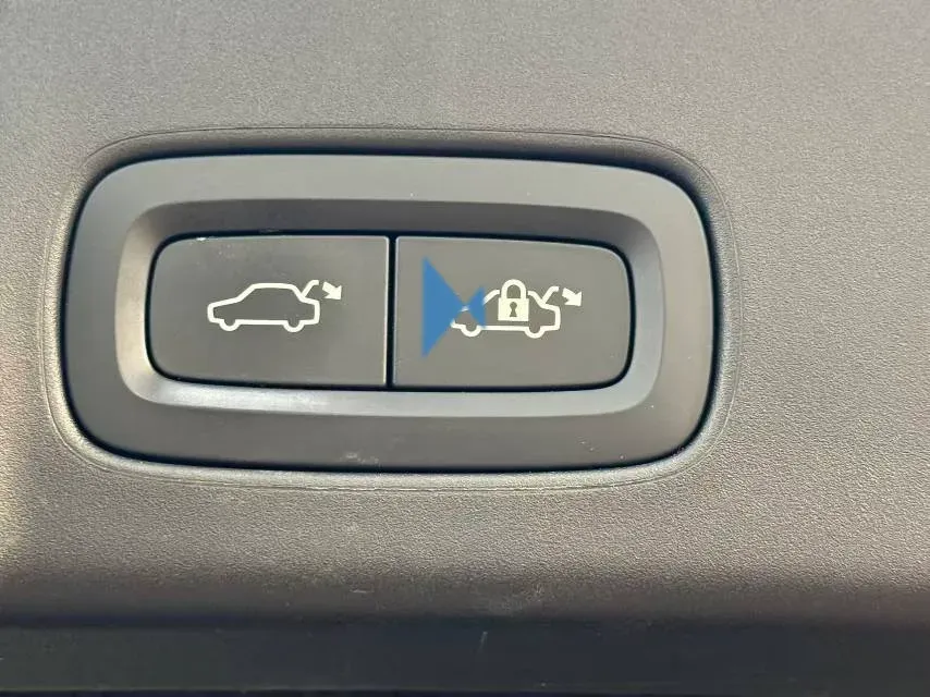 2020 Volvo V90 2.0T 254HP L4 8AT,autocango,china used car exporter,china ev exporter,chinese used car exporter,chinese used ev exporter