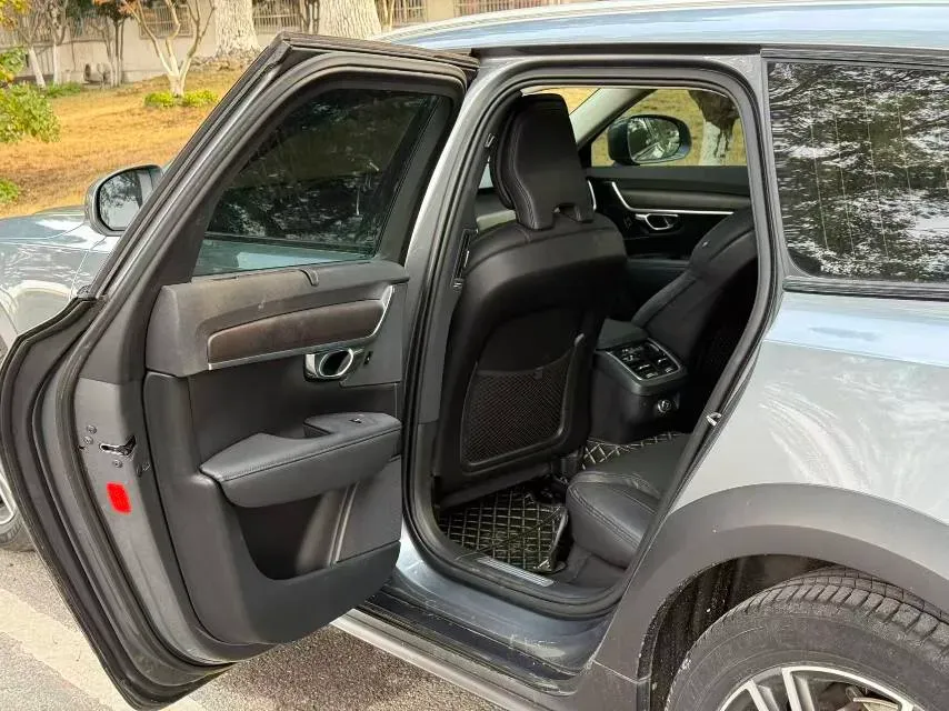 2020 Volvo V90 2.0T 254HP L4 8AT,autocango,china used car exporter,china ev exporter,chinese used car exporter,chinese used ev exporter