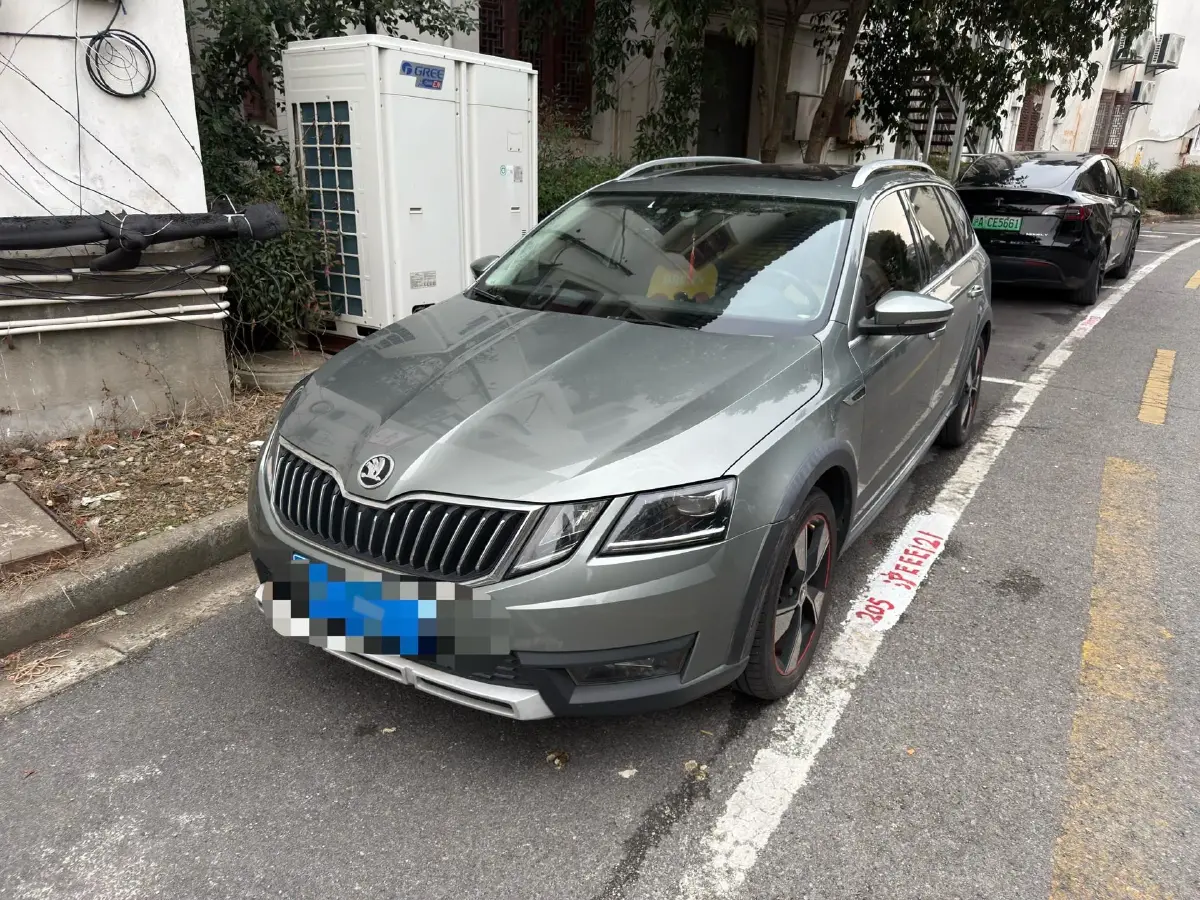 2018 Skoda Octavia 1.4T 150HP L4 7DCT