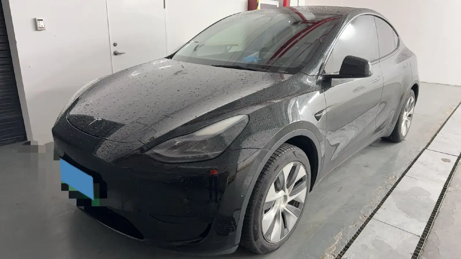 2022 Tesla Model Y BEV 60KWH