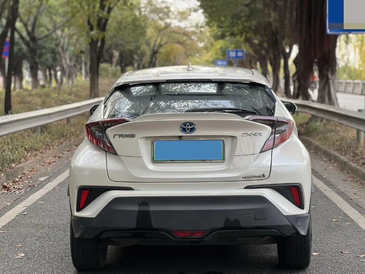2020 Toyota C-HR EV BEV 54.3KWH,autocango,china used car exporter,china ev exporter,chinese used car exporter,chinese used ev exporter