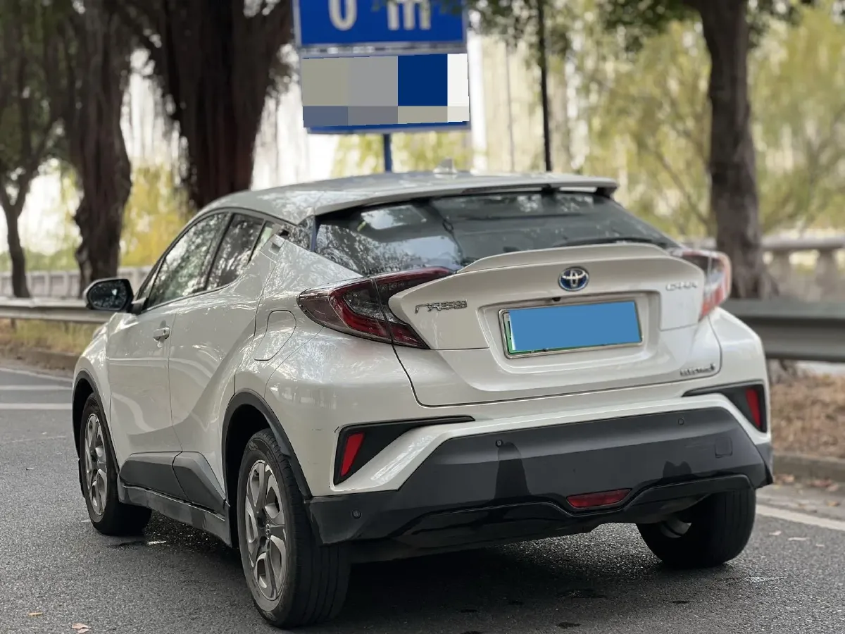 2020 Toyota C-HR EV BEV 54.3KWH,autocango,china used car exporter,china ev exporter,chinese used car exporter,chinese used ev exporter