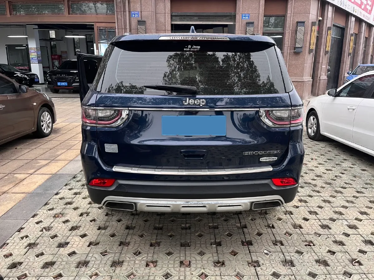 2018 Jeep Commander 2.0T 234HP L4 9AT,autocango,china used car exporter,china ev exporter,chinese used car exporter,chinese used ev exporter