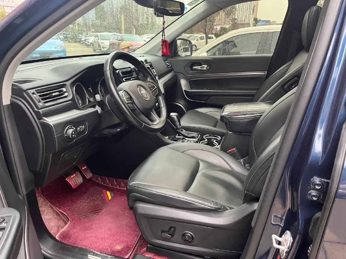 2018 Jeep Commander 2.0T 234HP L4 9AT,autocango,china used car exporter,china ev exporter,chinese used car exporter,chinese used ev exporter