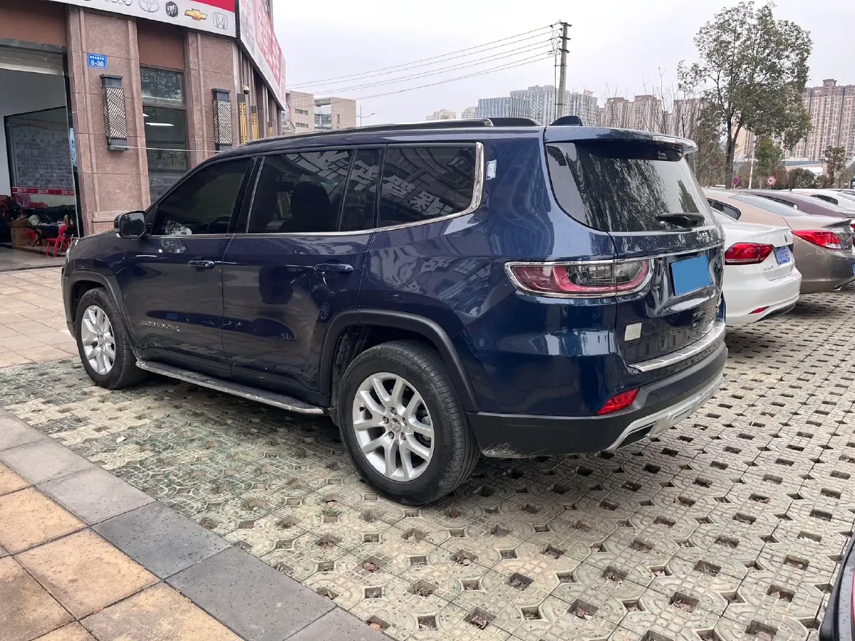2018 Jeep Commander 2.0T 234HP L4 9AT,autocango,china used car exporter,china ev exporter,chinese used car exporter,chinese used ev exporter