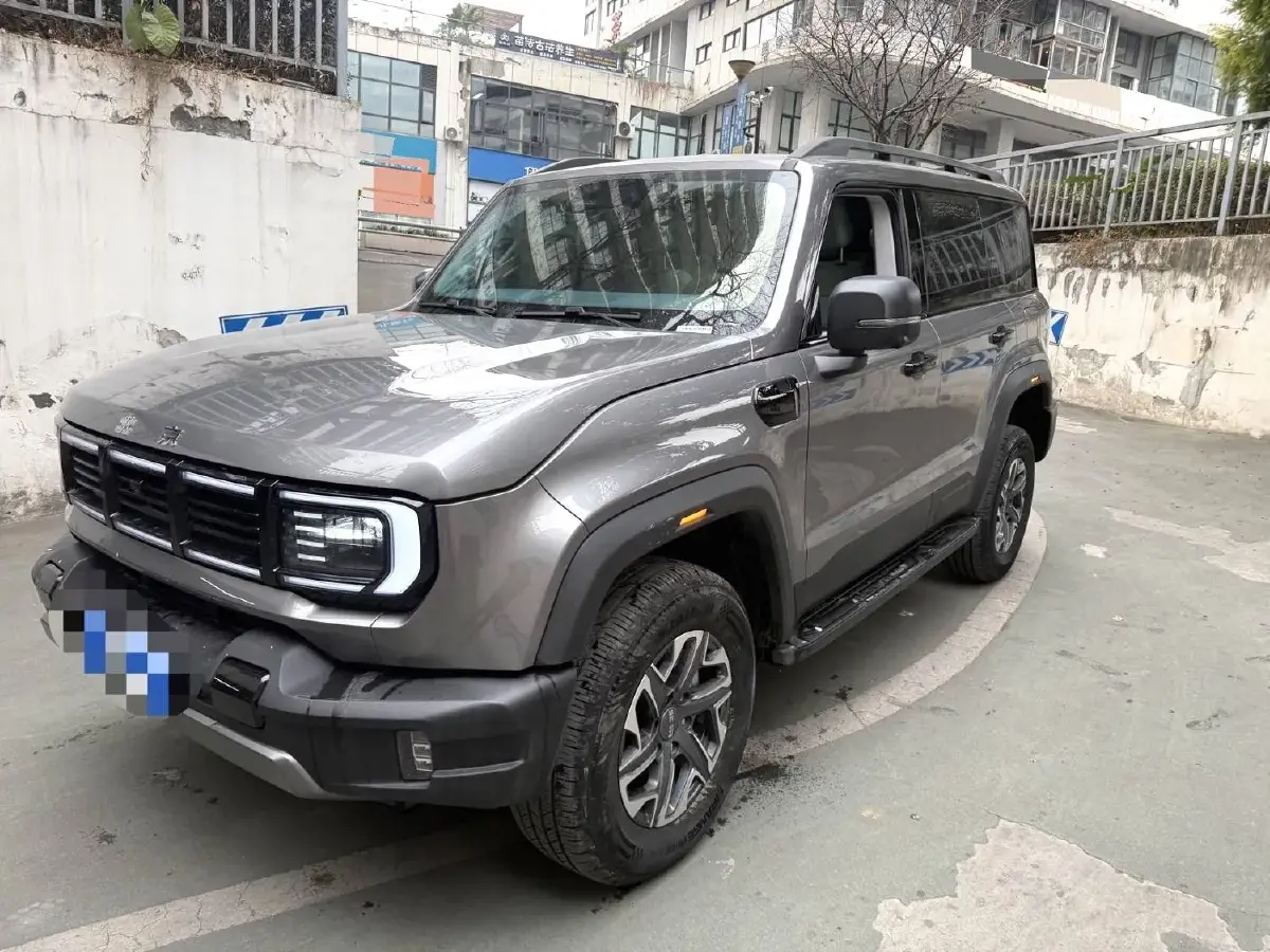 2024 Beijing BJ40 2.0T 245HP L4 8AT