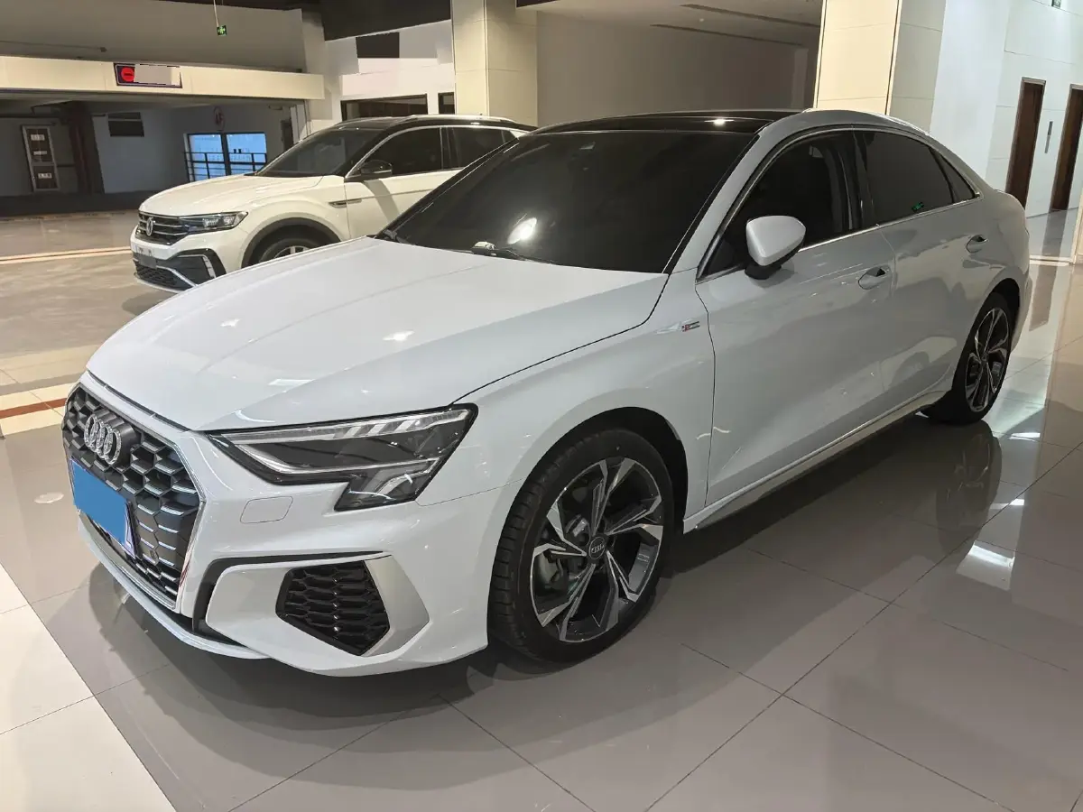 2022 Audi A3 1.4T 150HP L4 7DCT