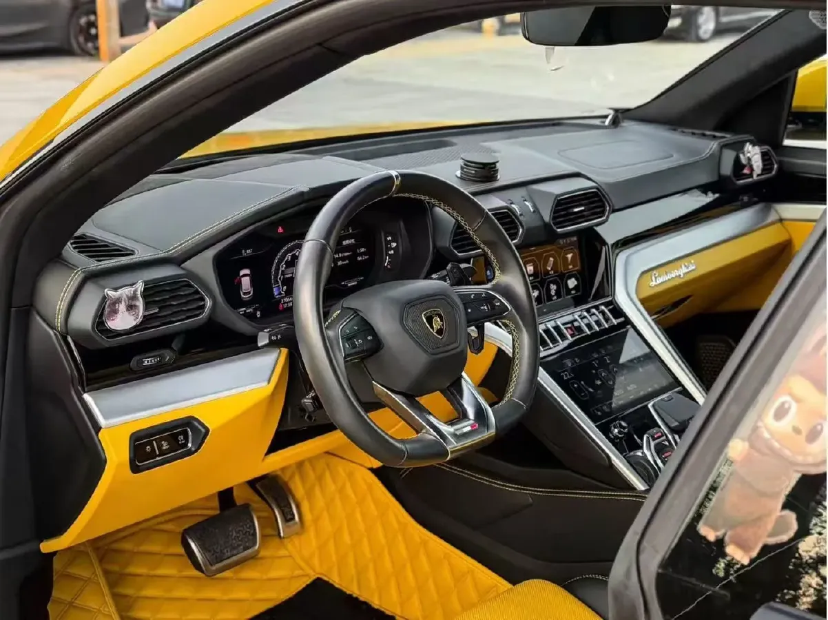 2021 Lamborghini Urus 4.0T 641HP V8 8AT,autocango,china used car exporter,china ev exporter,chinese used car exporter,chinese used ev exporter