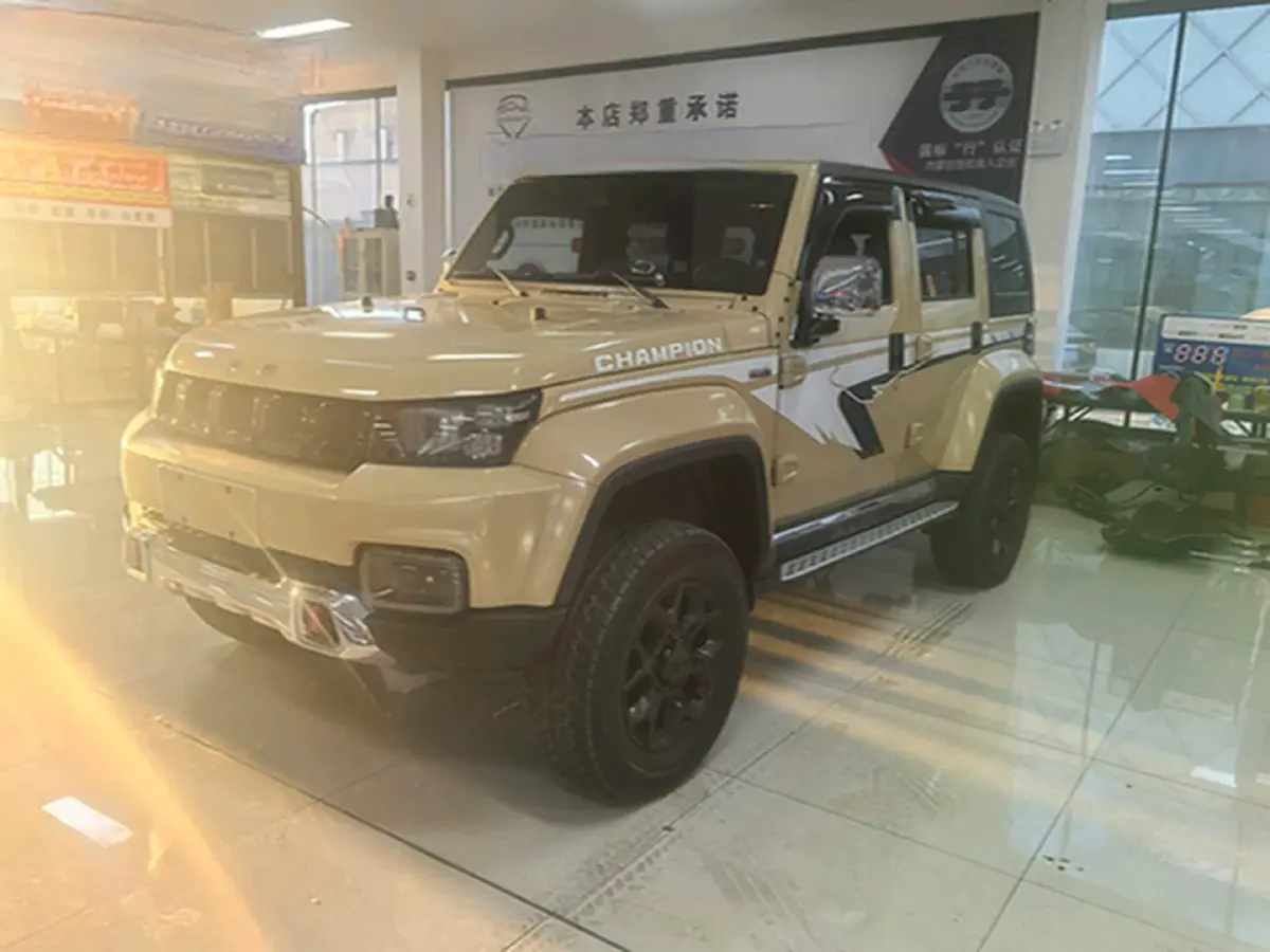 2019 Beijing BJ40 2.3T 231HP L4 6AT
