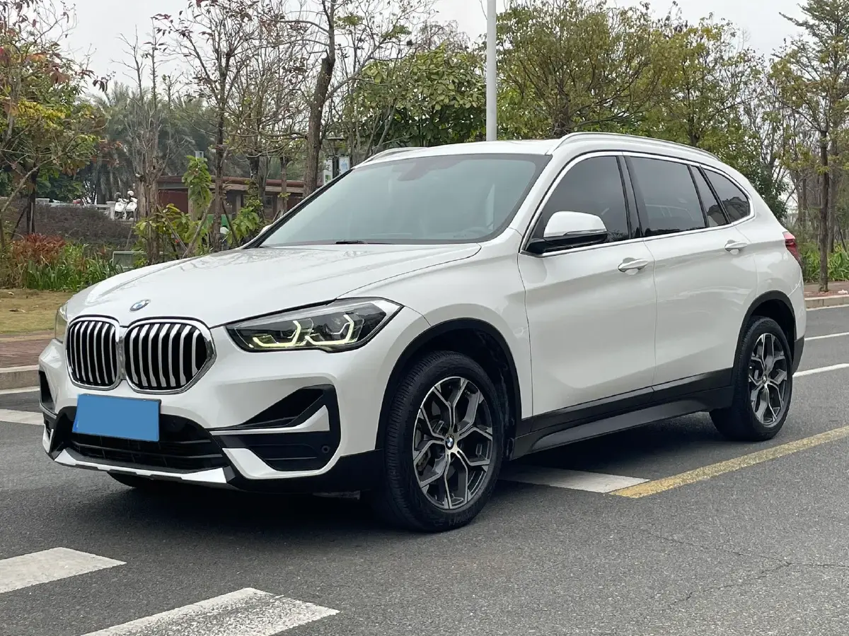 2021 BMW X1 2.0T 192HP L4 7DCT