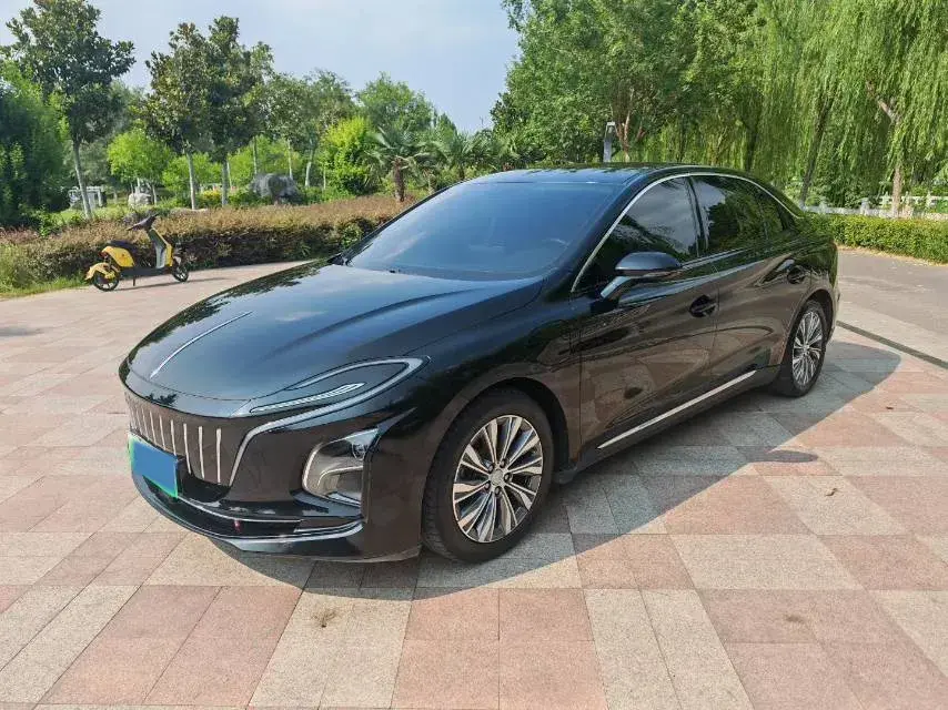 2023 HongQi E-QM5 BEV 82KWH