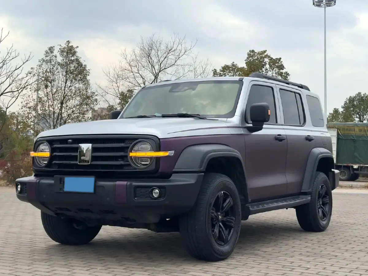 2021 Tank 300 2.0T 227HP L4 8AT