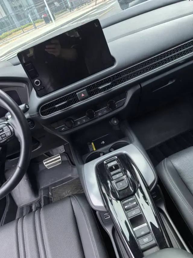 2023 Honda HR-V 2.0L 143HP L4 E-CVT Hybrid,autocango,china used car exporter,china ev exporter,chinese used car exporter,chinese used ev exporter