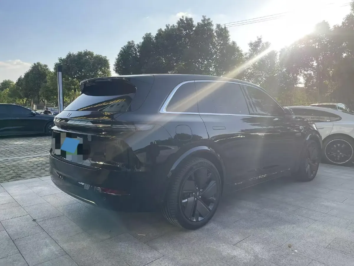 2025 Li L7 Range Extended 154HP REEV,autocango,china used car exporter,china ev exporter,chinese used car exporter,chinese used ev exporter