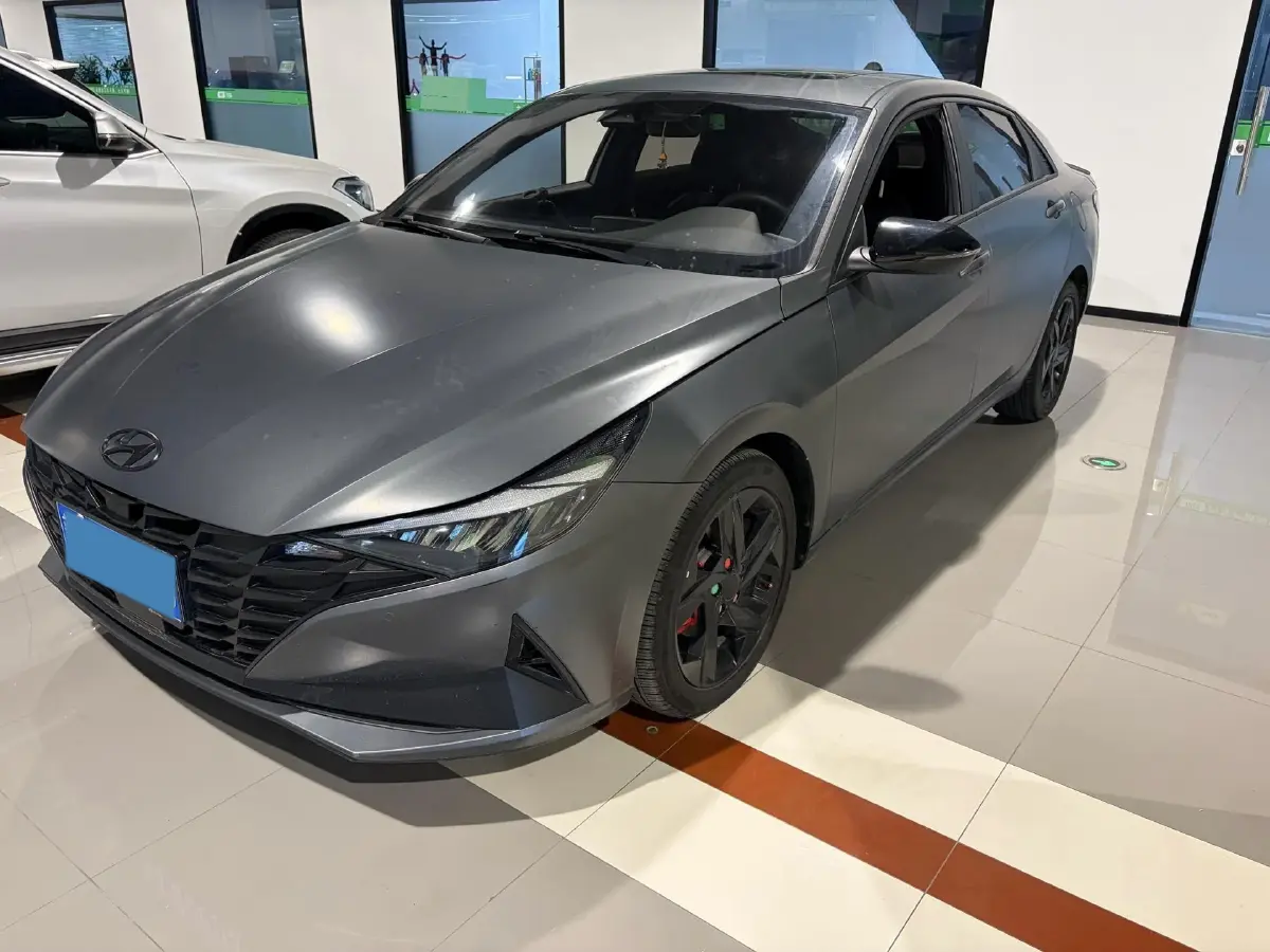 2022 Hyundai Elantra 1.5L 115HP L4 CVT