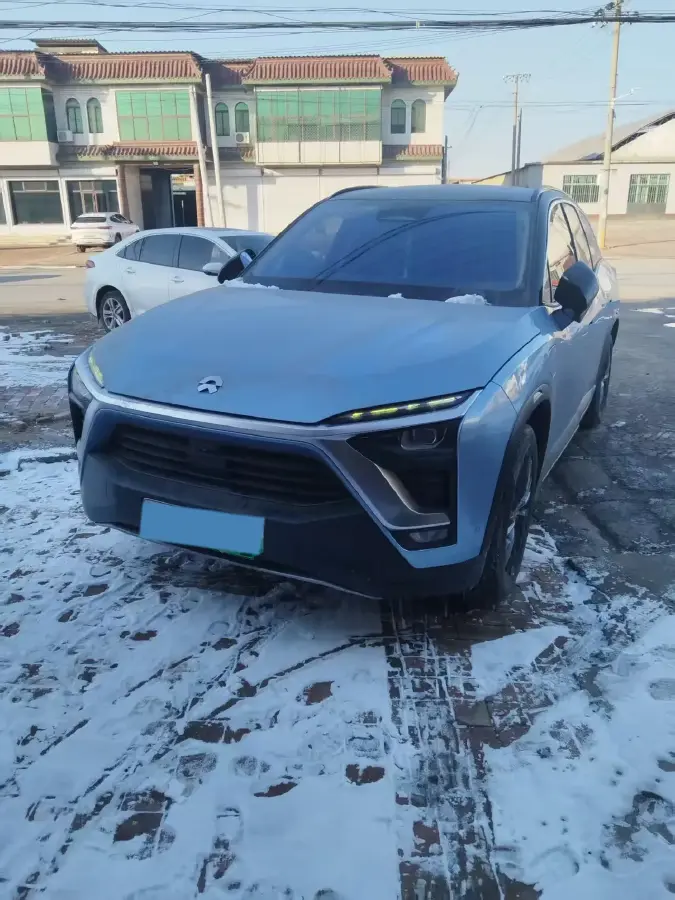 2018 NIO ES8 BEV 70KWH