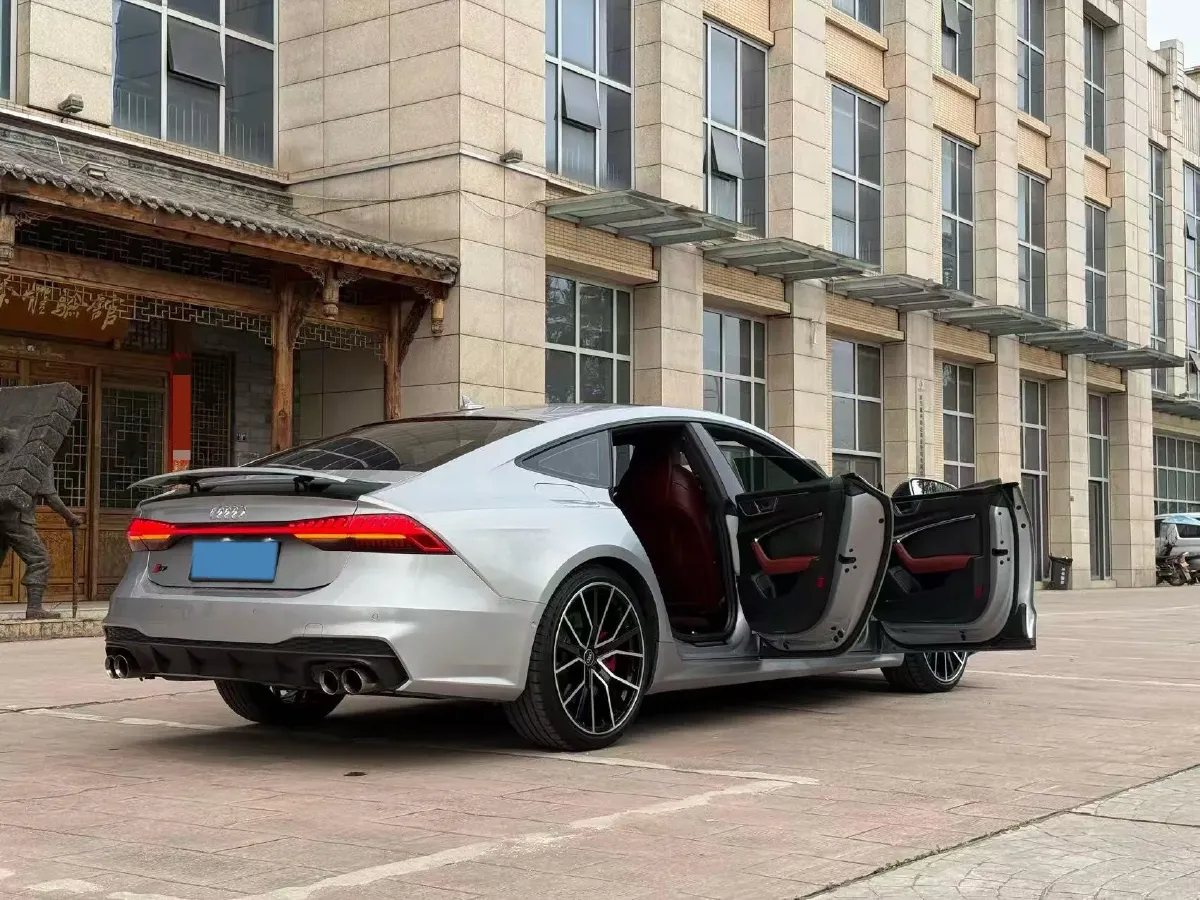 2020 Audi S7 2.9T 450HP V6 8AT,autocango,china used car exporter,china ev exporter,chinese used car exporter,chinese used ev exporter