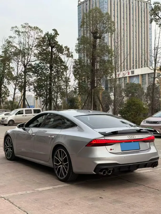 2020 Audi S7 2.9T 450HP V6 8AT,autocango,china used car exporter,china ev exporter,chinese used car exporter,chinese used ev exporter