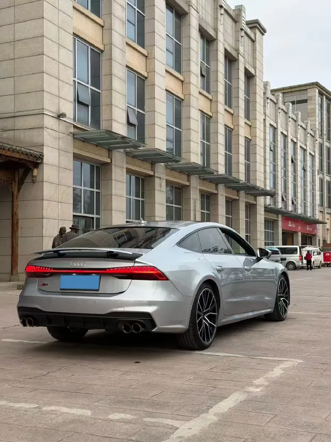 2020 Audi S7 2.9T 450HP V6 8AT,autocango,china used car exporter,china ev exporter,chinese used car exporter,chinese used ev exporter