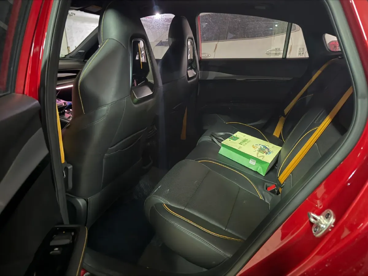 2022 MG 5 Scorpio 1.5T 181HP L4 7DCT,autocango,china used car exporter,china ev exporter,chinese used car exporter,chinese used ev exporter