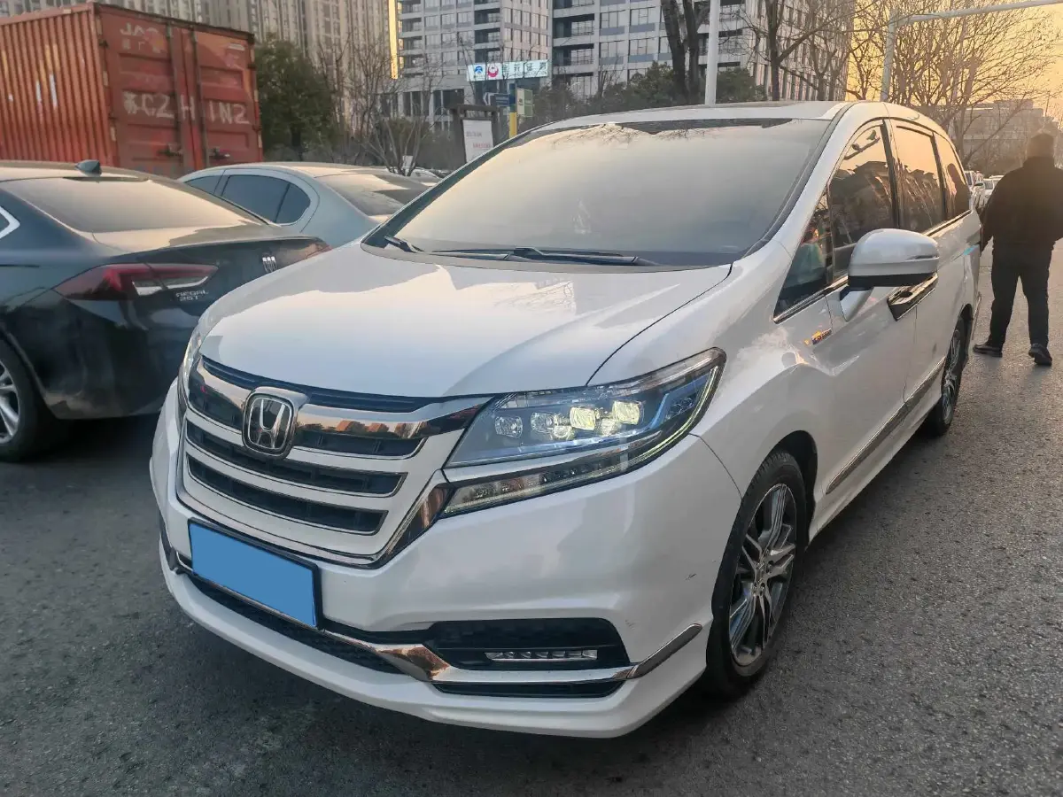 2019 Honda Elysioin 2.0L 146HP L4 E-CVT Hybrid