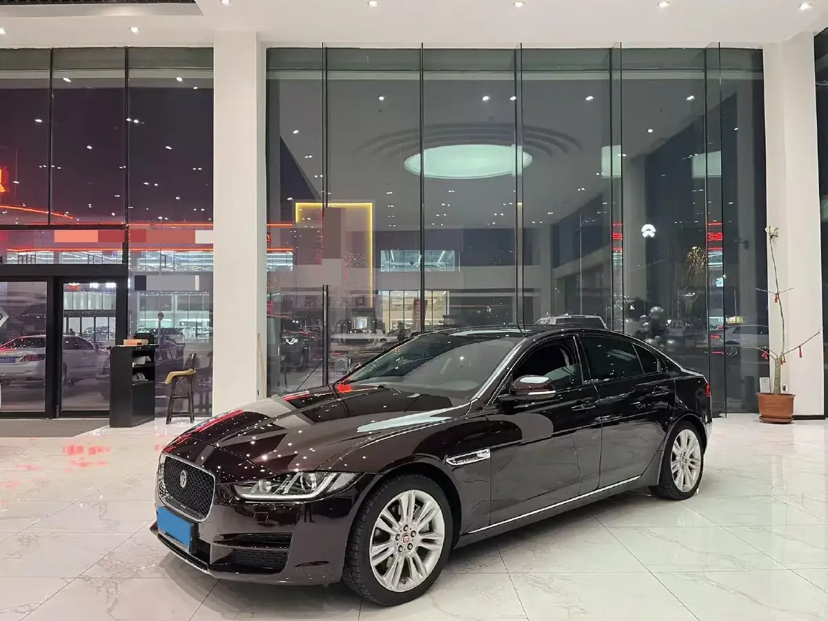 2019 Jeep Cherokee 2.0T 265HP L4 9AT