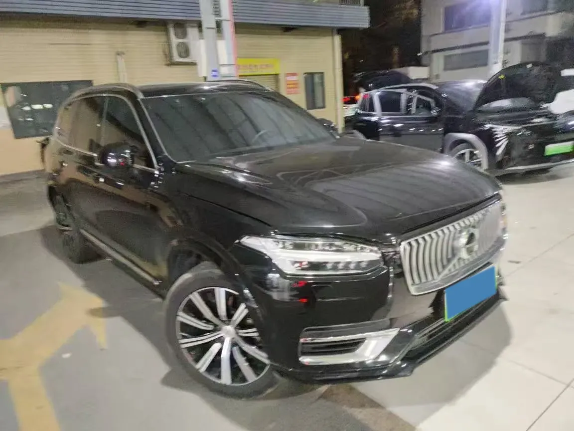 2021 Volvo XC90 PHEV 2.0T 303HP L4 8AT PHEV 11.6KWH,autocango,china used car exporter,china ev exporter,chinese used car exporter,chinese used ev exporter