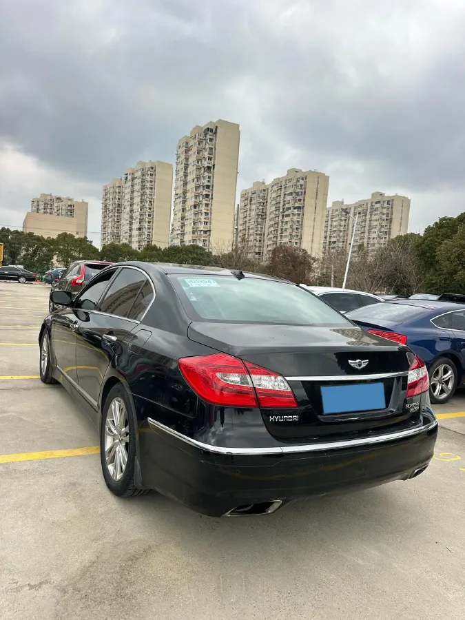 2012 Hyundai Rohens 3.0L 272HP V6 8AT,autocango,china used car exporter,china ev exporter,chinese used car exporter,chinese used ev exporter