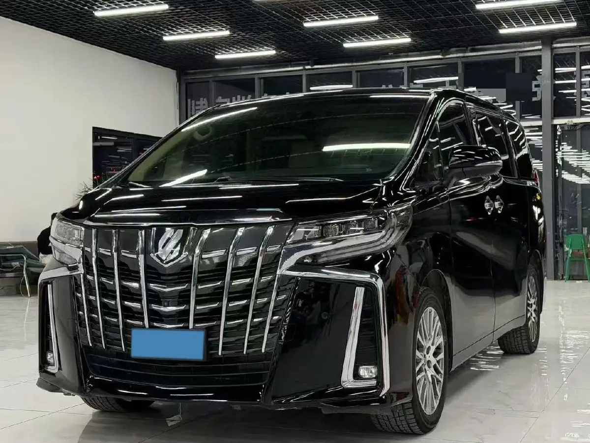 2018 Toyota Alphard 3.5L 301HP V6 8AT