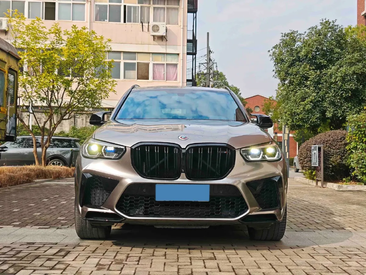 2022 BMW X5 M 4.4T 600HP V8 8AT,autocango,china used car exporter,china ev exporter,chinese used car exporter,chinese used ev exporter