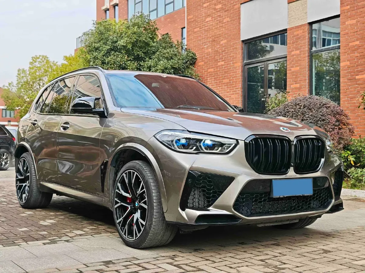 2022 BMW X5 M 4.4T 600HP V8 8AT,autocango,china used car exporter,china ev exporter,chinese used car exporter,chinese used ev exporter