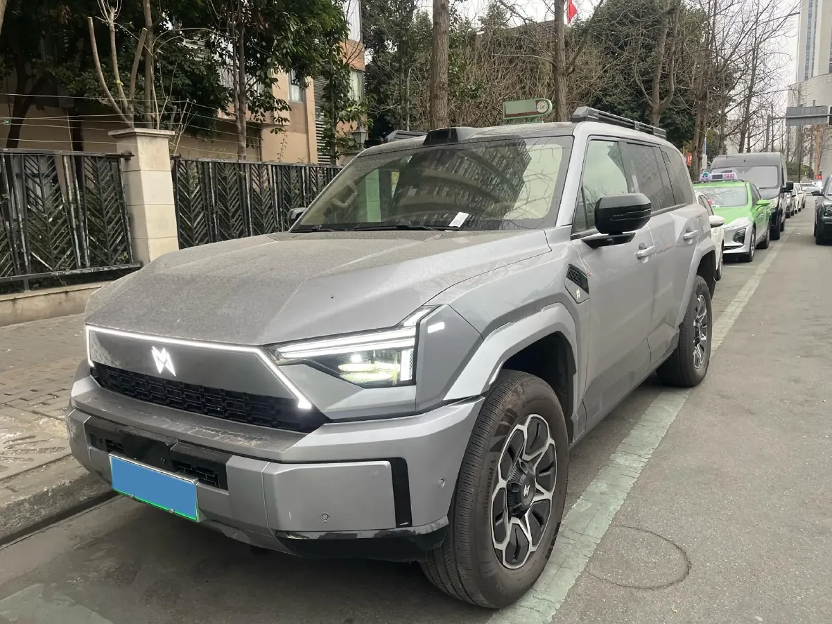 2025 M Hero WarriorM817 1.5T 197HP L4 2DHT PHEV,autocango,china used car exporter,china ev exporter,chinese used car exporter,chinese used ev exporter