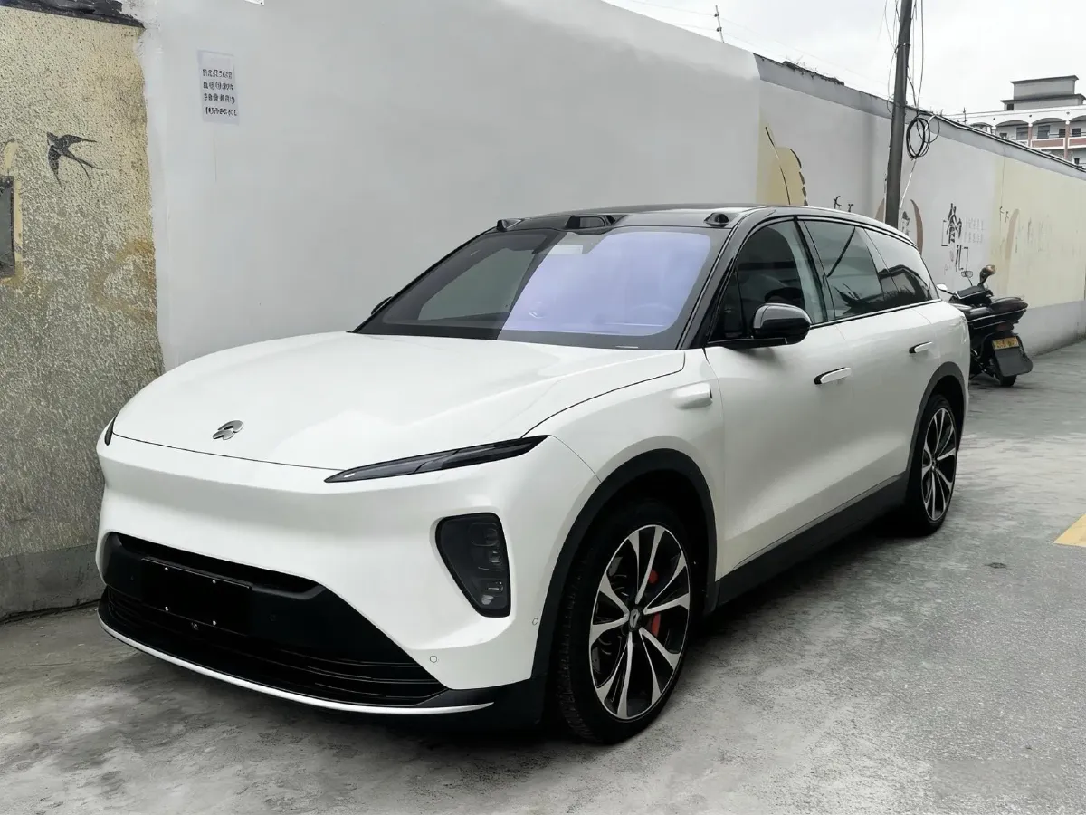 2024 Porsche Macan All-Electric BEV 100KWH,autocango,china used car exporter,china ev exporter,chinese used car exporter,chinese used ev exporter