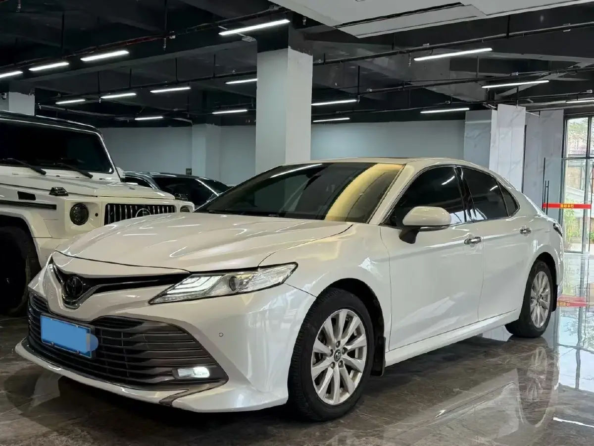 2021 Toyota Camry 2.0L 178HP L4 CVT