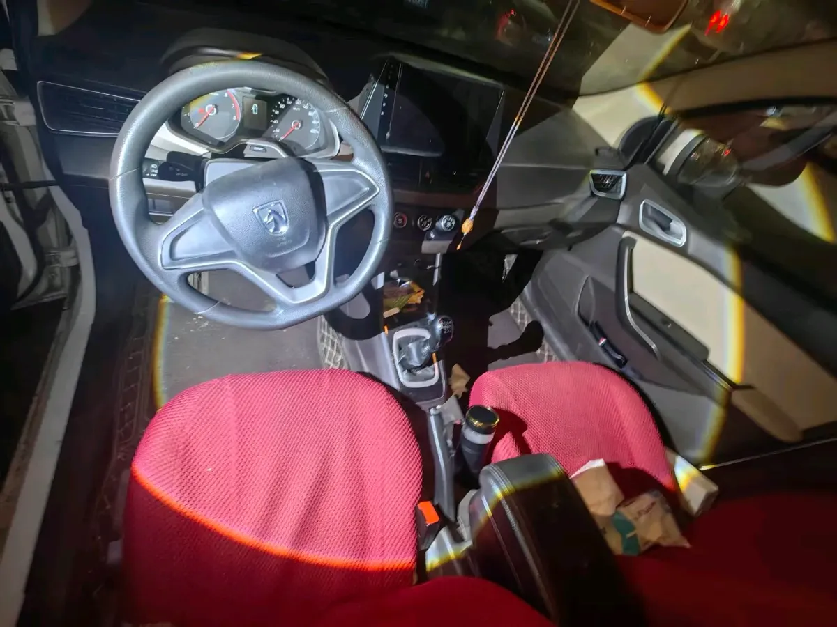 2019 JinBei XinYuan T32S 1.5L 102HP L4 5MT,autocango,china used car exporter,china ev exporter,chinese used car exporter,chinese used ev exporter