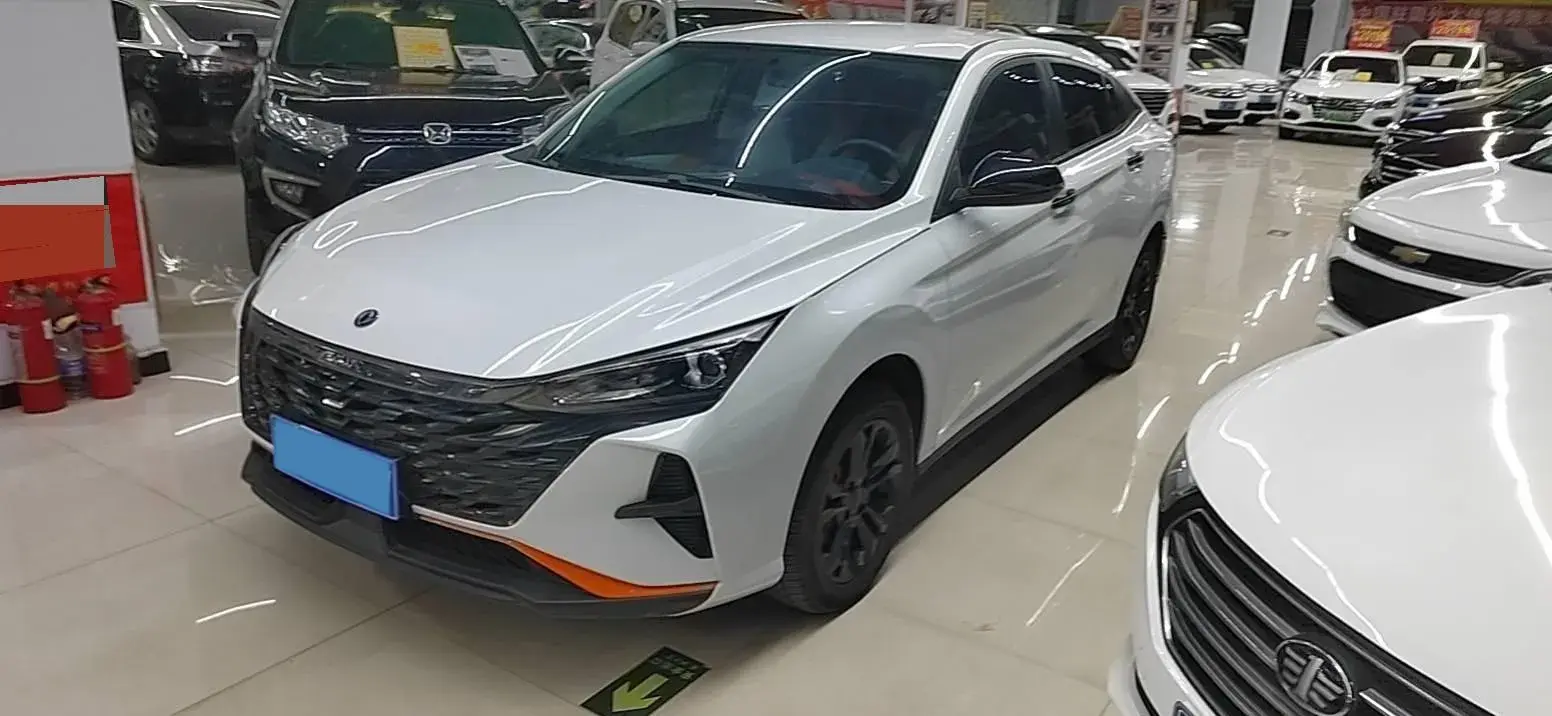 2023 DongFeng Aeolus YiXuan 1.5L 125HP L4 6DCT