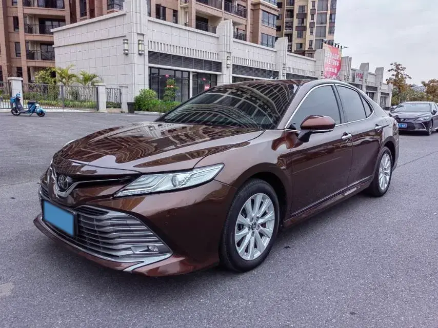 2018 Toyota Camry 2.0L 169HP L4 6AT