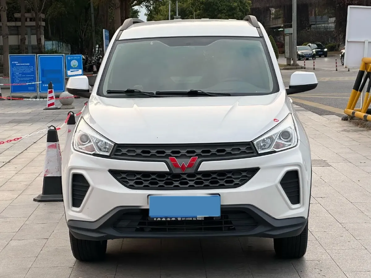 2019 JinBei JinDian 2.2L 116HP L4 5MT,autocango,china used car exporter,china ev exporter,chinese used car exporter,chinese used ev exporter