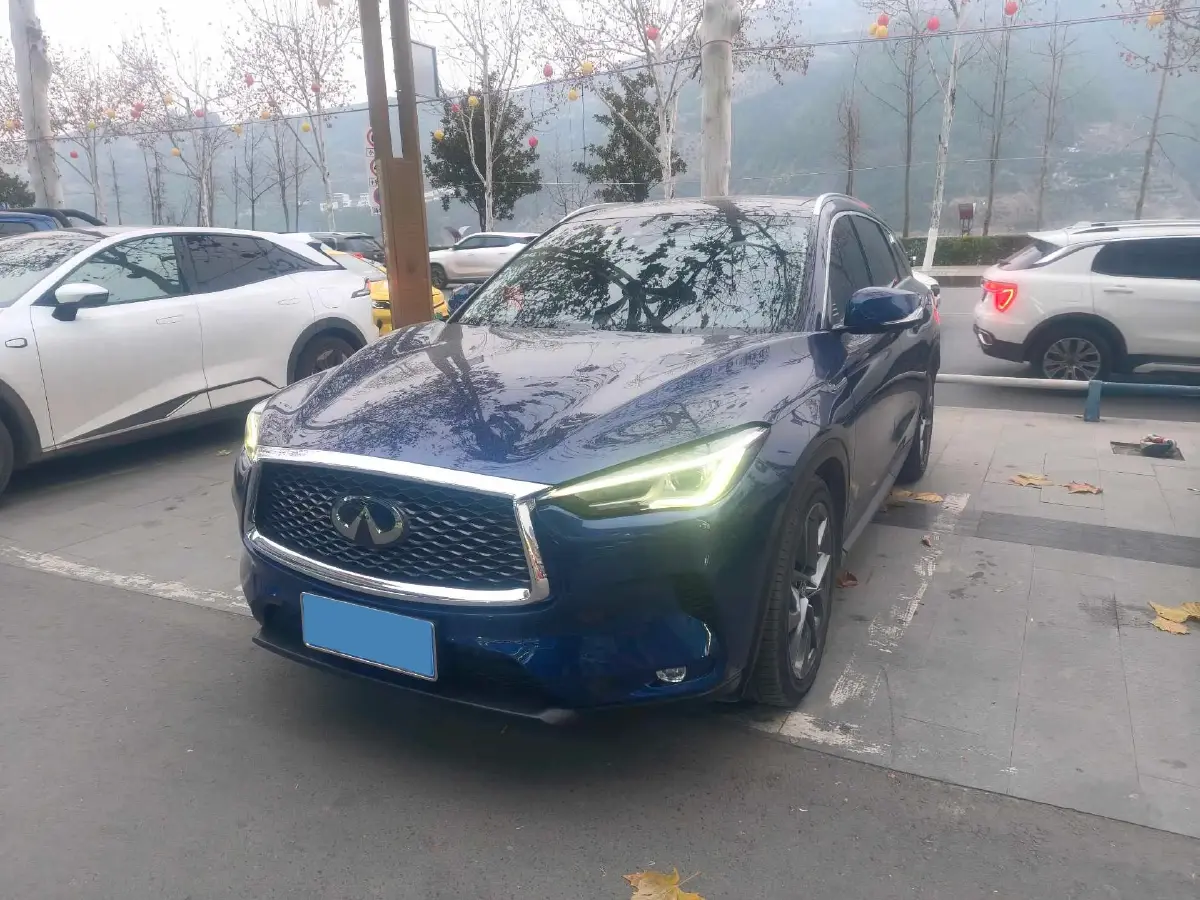 2020 Infiniti QX50 2.0T 272HP L4 CVT