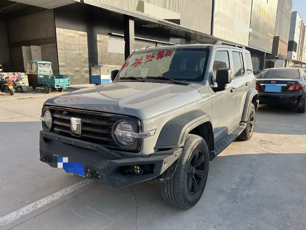 2021 Tank 300 2.0T 227HP L4 8AT