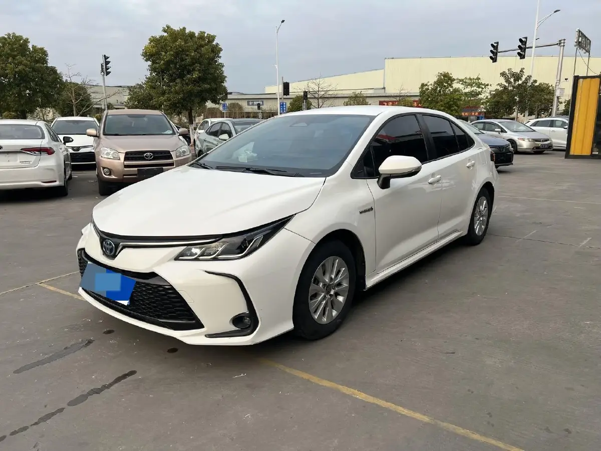 2023 Toyota Corolla 1.8L 98HP L4 E-CVT Hybrid