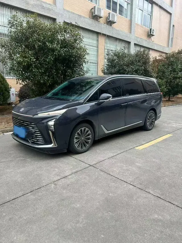 2025 Buick GL8 2.0T 237HP L4 9AT