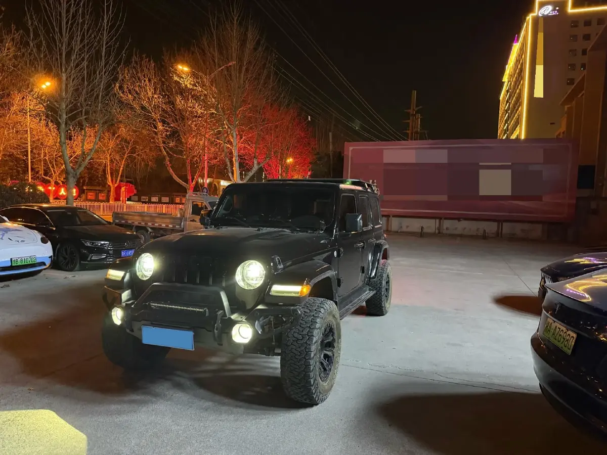 2018 Jeep Wrangler 2.0T 266HP L4 8AT