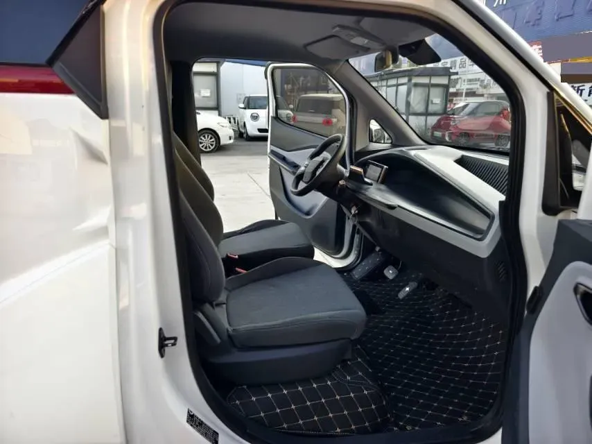 2021 WuLing Nano EV BEV 28KWH,autocango,china used car exporter,china ev exporter,chinese used car exporter,chinese used ev exporter