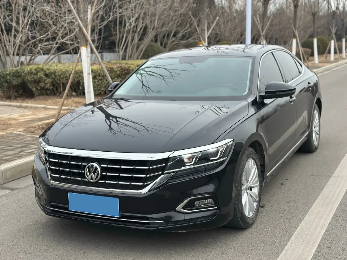 2019 Volkswagen Passat 1.4T 150HP L4 7DCT