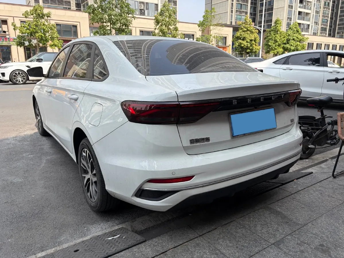 2022 Geely Emgrand 1.5L 114HP L4 CVT,autocango,china used car exporter,china ev exporter,chinese used car exporter,chinese used ev exporter